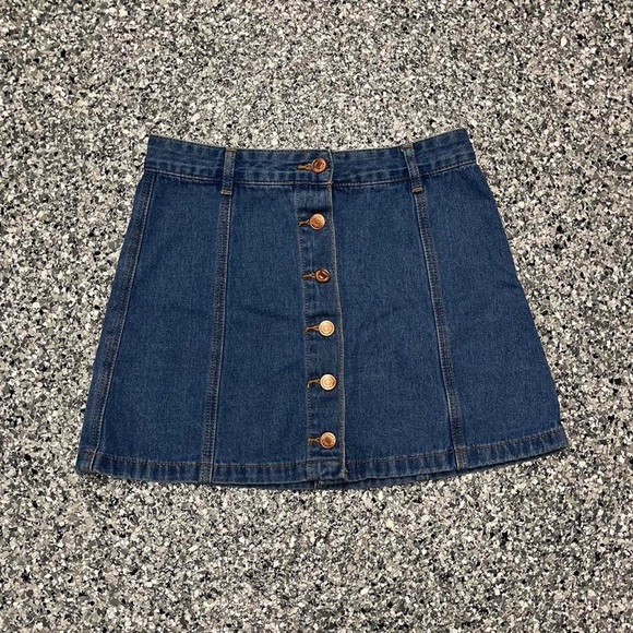DENIM MINI SKIRT🧿 - Picture 1 of 2